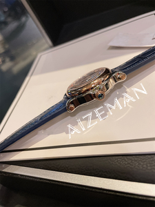 Montre de luxe haut de gamme 30 mm, cadran ciel étoilé, diamants flottants, bracelet en cuir de crocodile bleu, acier inoxydable 316, montre-bracelet élégante V2 - Product Image 5
