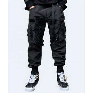 Pantalon cargo techwear pour homme, style urbain tactique, streetwear, hip hop, joggers multi-poches, pantalon à bretelles, style cyberpunk, noir - Product Image 2