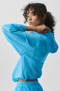 เสื้อฮู้ดครอปสตรีทแวร์ลำลองสำหรับฤดูหนาว ผลิตจากวัสดุรักษ์โลก  พร้อมปักโลโก้ตามสั่ง แขนยาว ผ้าฝ้าย - Product Image 4