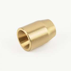 Candelabro Cónico de Latón Hecho a Mano, Centro de Mesa Decorativo para Cenas a la Luz de las Velas - Product Image 6