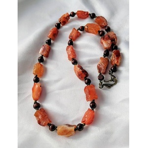 Collar de Resina Hecho a Mano Ecológico con Cordón Ajustable, Diseño de Paz Adorable, Joyería de Moda Contemporánea para Mujer, Venta al por Mayor APEX - Product Image 1