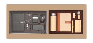 Ensemble Cadeau de Bureau en Cuir Gaufré avec Logo Personnalisé, Stylo, Porte-clés et Porte-cartes – Cadeau Promotionnel d'Entreprise en Gros à Vendre - Product Image 5