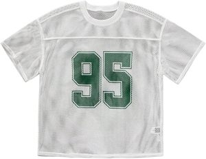 เสื้อกีฬาตาข่ายสีขาวปักหมายเลข 95 สีเขียวด้านหน้า ผลิตจากวัสดุโพลีเอสเตอร์ที่ทนทาน - Product Image 1