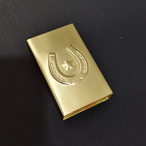 Étui de boîte d'allumettes en laiton de qualité supérieure, gaufrage de logo personnalisé, support métallique personnalisé, design de luxe, taille et forme sur mesure, fabricant - Product Image 1