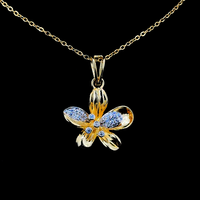 Ensemble de pendentifs floraux en argent de qualité supérieure avec accents dorés et pierres CZ étincelantes pour la distribution en gros et les détaillants de boutiques