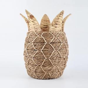 Panier de rangement artisanal en jacinthe d'eau et ananas pour la décoration intérieure, vente en gros, écologique, fabriqué au Vietnam - Product Image 1