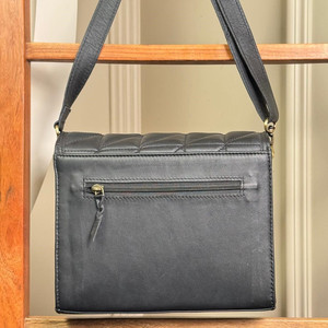 2025 venta al por mayor bajo MOQ mano tooled Puffy cuero mujeres Crossbody Sling Square Bag acolchado cuero mensajero bolso de mano para mujer - Product Image 5