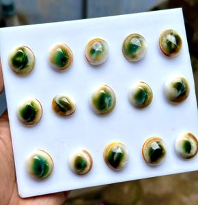 Pierres précieuses naturelles œil-de-chat vertes en opercule de coquillage, taillées rondes brillantes, polies, tailles 5 mm pour la fabrication de bijoux - Product Image 4