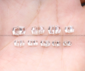 Paire de diamants de laboratoire cultivés sans conflit, taille Cadillac populaire, clarté VVS-VS, certifiés IGI, taille personnalisée pour bijoux - Product Image 4