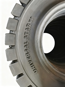 新型9トンフォークリフト用ソリッド工業用タイヤ 8.25-15 (8.25x15) 天然ゴム UNIVERSAL STAR (H155XL2対応) - Product Image 2