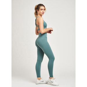 Ensemble de yoga 2 pièces pour femme, couleur turquoise unie, legging taille haute et brassière de sport à bretelles croisées, sans couture, extensible dans les quatre sens, longueur intégrale - Product Image 4
