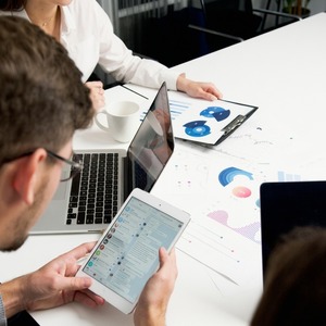 บริการระบบ CRM สำหรับองค์กร วิศวกรรมบริการ โซลูชันการจัดการลูกค้าแบบครบวงจรบนคลาวด์ และการเติบโตของธุรกิจ - Product Image 2