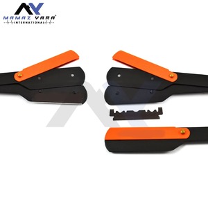 Navaja de barbero personalizada del fabricante, duradera, con mango de madera roja maciza, herramienta de afeitado para barbería y peluquería. - Product Image 6