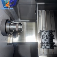 Mini tour à métaux XG40 avec moteur servo-broche 4kW, tour CNC à banc incliné horizontal, système de commande GSK, fonctionnalités numériques