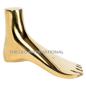 Presse-papiers en aluminium écologique au design moderne et créatif en ruban, accessoire de table argenté pour usage hôtelier - Product Image 4