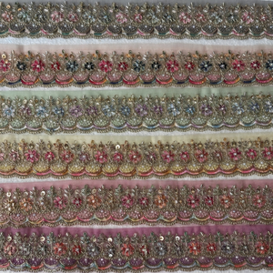 Vestido de Novia de Lujo Premium con Bordado Floral Ecológico y Ribete de Encaje, Tela de Encaje de Poliéster Exquisita al por Mayor - Product Image 1