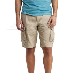 Shorts cargo premium pour hommes, design élégant et durable, multi-poches, shorts fonctionnels pour les aventures en plein air et les tenues décontractées d'été - Product Image 4