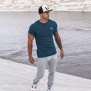 T-shirt de sport pour homme, respirant, séchage rapide, col rond, manches courtes, coupe classique, haute qualité, 220g, pour musculation et entraînement. - Product Image 6