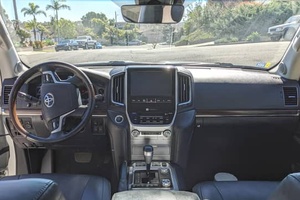 Toyota Land Cruiser Usado en Buen Estado - Product Image 3