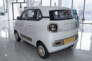 <span class=keywords><strong>Mini</strong></span> voiture Bestune Xiaoma d'occasion expédiée de Chine vers les pays du Golfe - Product Image 5