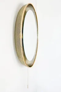 Espejo de pared metálico para espacios estrechos, ideal para baños modernos, escaleras, vestuarios y nichos artísticos para realzar la decoración. - Product Image 2