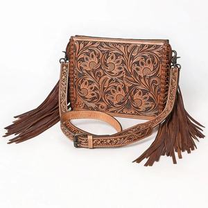 Bolso Bandolera de Cuero Genuino Estilo Western para Niñas, con Cierre de Cremallera, Diseño Repujado de Alta Calidad - Product Image 4
