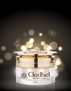 Crema Facial Hidratante, Reafirmante, Blanqueadora con Baba de Caracol, Complejo de Péptidos Cica+Madeca, Colágeno, Antiarrugas y Calmante - Product Image 5