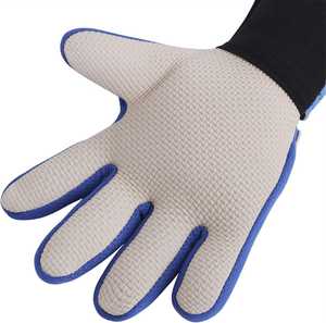 Kids Goals Keeper <b>Gloves</b> Non-Slip Wear Resistant Soccer <b>Ball</b> Training <b>Glove</b> Super Grip Palms Goalie <b>Gloves</b> for Children Size - Product Image 4
