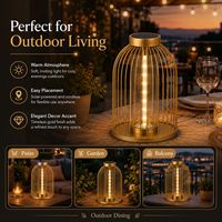 Lanterne LED solaire OEM en gros pour tombes, lanterne d'extérieur en métal doré, lampe de table de jardin LED en gros