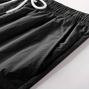 Maillot de bain pour homme personnalisé 100% short de plage en polyester avec motif sublimé de style décontracté design solide pour une utilisation en salle de sport - Product Image 4