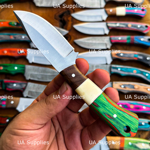 มีดล่าสัตว์แบบขายส่งจำนวนมาก คละแบบ ยี่ห้อ UA Supplies ใบมีดเหล็กดามัสกัส ด้ามไม้ผสมเรซิ่น คุณภาพระดับอุตสาหกรรม - Product Image 2