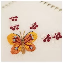 Ensemble de sets de table et de serviettes personnalisés brodés de fleurs et de papillons vintage, lavables, pour la maison, le restaurant, le mariage, avec ourlet en lin - Product Image 5