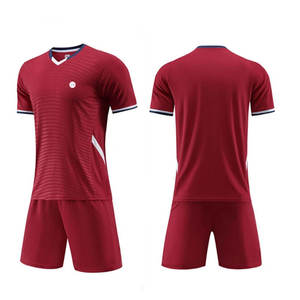 Uniforme de Entrenamiento de Fútbol Personalizado, Secado Rápido, Transpirable, Conjunto de Fútbol Sublimado para Equipos Juveniles, Adultos, Clubes y Academias, 100% Poliéster - Product Image 1