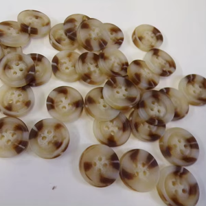 Botones de Cuerno Ecológicos de Alta Calidad para Prendas de Vestir, Tamaños Personalizados Disponibles, Estilos Náuticos y de Animales, Agata en Grandes Cantidades - Product Image 1