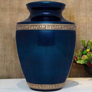 Urna de cremación de aluminio tradicional grande para cenizas de adultos, jarrón de mesa, nuevo modelo para bautismo de Diwali y Bar Mitzvah - Product Image 1