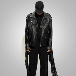 Chaqueta de Motociclista de Cuero Vacuno Genuino Negro Premium para Hombre, con Flecos y Botones Trenzados, Estilo Biker, Personalización Disponible - Product Image 4