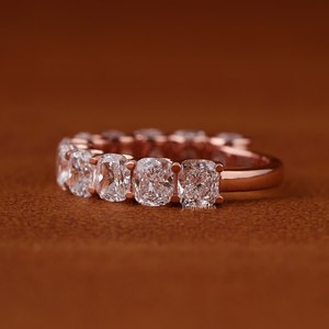 Anillo de Eternidad con Diamantes Cultivados en Laboratorio con Corte Cojín, Anillo de Boda de Oro Rosa de 14K, Anillo de Aniversario, Anillo de Diamantes Apilable para Mujer - Product Image 3