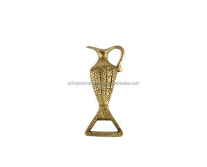 Ouvre-bouteille de sommelier double fonction en forme de coquille dorée, outil de décapage de capsules à haut effet de levier pour la restauration fine - Product Image 2