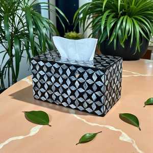 Porte-mouchoirs de luxe PearlAura, boîte en nacre faite à la main avec motif mosaïque personnalisé pour une décoration élégante - Product Image 2