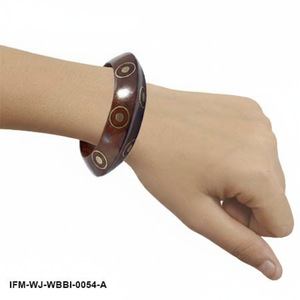 Bracelet jonc en bois fait main avec incrustation de soleil en laiton, bijou ethnique en bois foncé naturel pour femme - Product Image 2