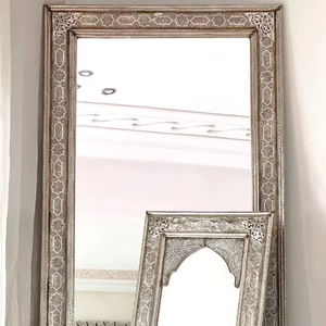 Grand miroir mural marocain cintré, en métal et bois gravés à la main, décoration vintage arabe pour la maison, miroir de toilette pleine longueur - Product Image 1