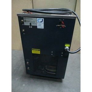 Enfriador de recirculación Neslab ESC-150 con control digital - Equipo y piezas semiconductores de confianza de renombre global - Product Image 3