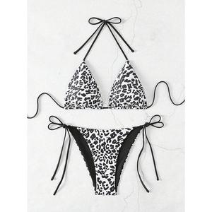 Conjunto de Bikini de Talla Grande con Estampado Floral para Mujer, Escote sin Espalda, Braguitas Hipster, Decoración de Cristales, Traje de Baño Elástico de Spandex y Poliéster - Product Image 1