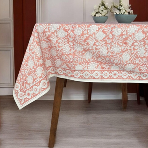 Nappe en coton à motifs floraux imprimés à la main, rose et blanc, 100% coton - Product Image 1