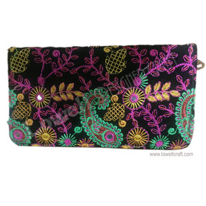 Bolso de Mano Bordado a Mano con Cuentas para Mujer, Bolso Tradicional Gitano, Bolso de Hombro Étnico Banjara, Bolso Boho para Festivales y Bodas - Product Image 2