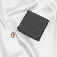 Pochette à bijoux avec rabat en tissu suédé et microfibre avec logo personnalisé Petit conteneur de stockage de cadeaux imprimé