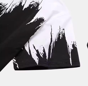 เสื้อยืดคอกลมแขนสั้นผู้ชาย ลายเพ้นท์มือสีดำขาว สไตล์ลำลอง ทรงปกติ - Product Image 3