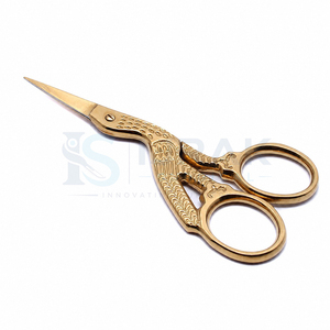 กรรไกรตัดเล็บ Ijrak Surgical Golden Manicure ใบมีดตรง ตัดหนังกำพร้า สแตนเลสสตีล ด้ามจับคม ดีไซน์ใหม่ อุปกรณ์เสริมความงาม - Product Image 4