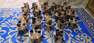 Juego de 4 Cuernos para Beber de Primera Calidad con Soporte, Producto de Lujo Más Vendido en India para Fiestas, Producto de Alta Demanda para Cerveza - Product Image 3