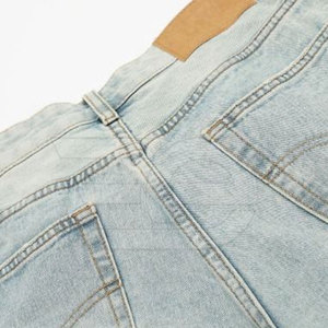 Jean short pour homme, coupe droite, décontracté, léger et respirant, idéal pour l'été, durable, 100% coton, taille mi-haute, pour l'extérieur et la mode. - Product Image 5